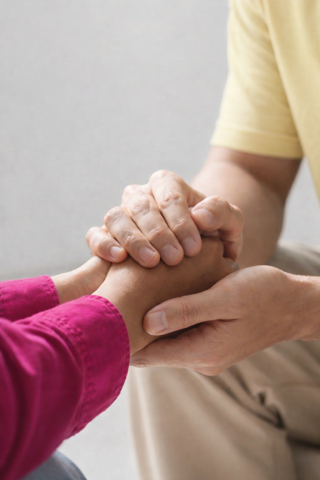 Regain your confidence with a dental implant in Valencia