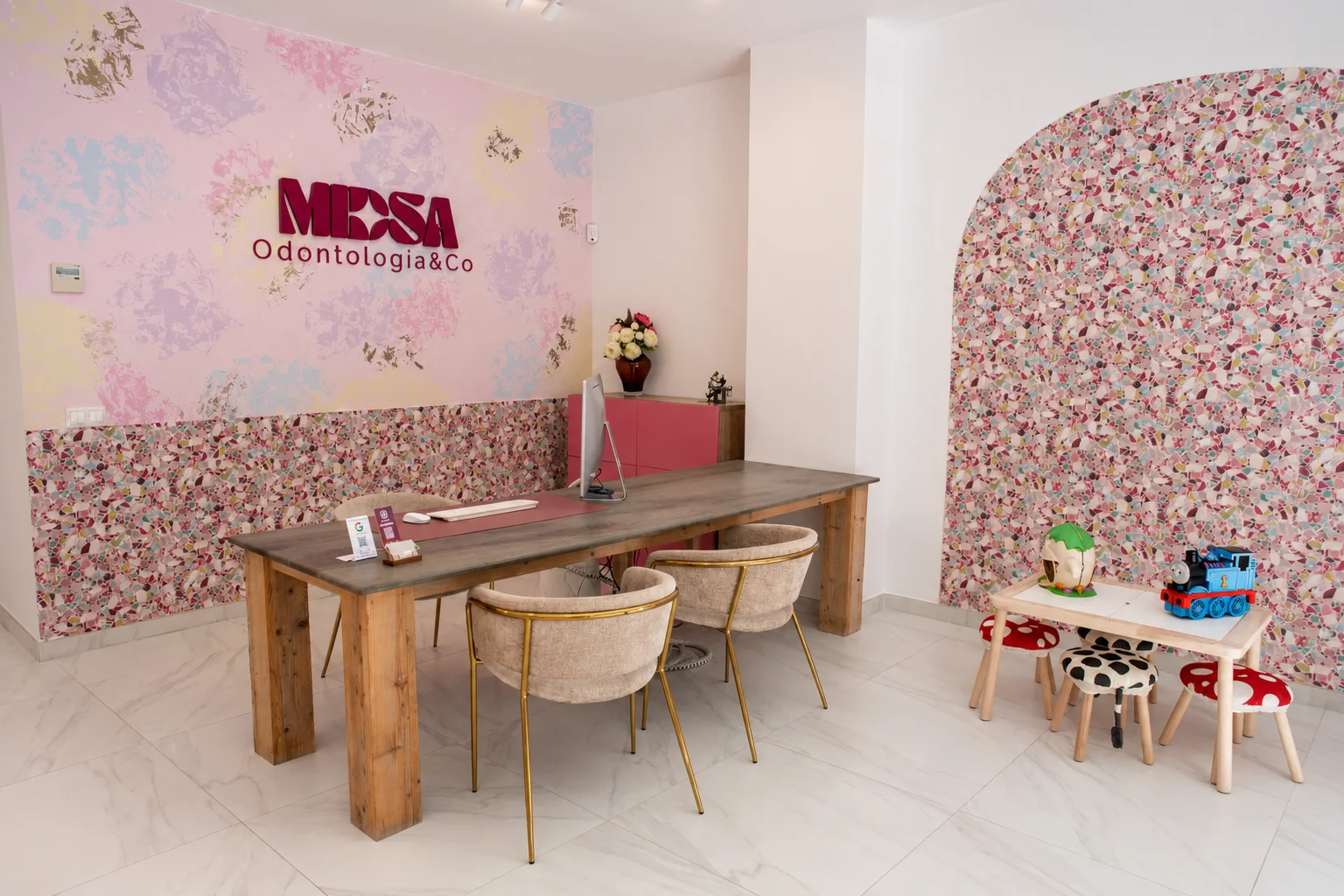 clinica dental en valencia que cuida de tu salud dental y bienestar